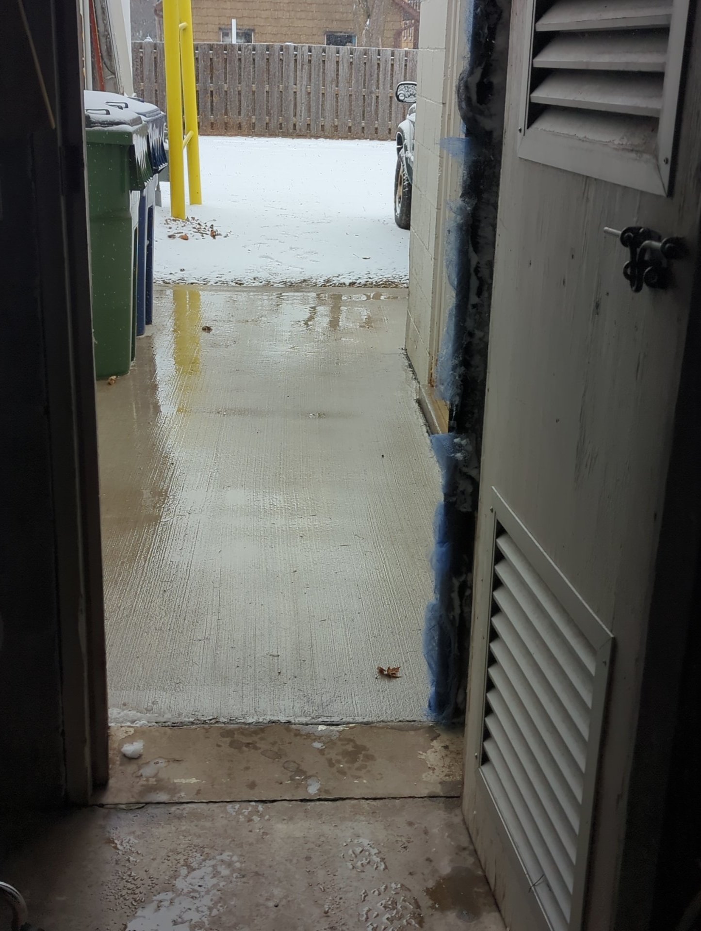 Bitcoin miner heating system piping and controls - revenue generating heat